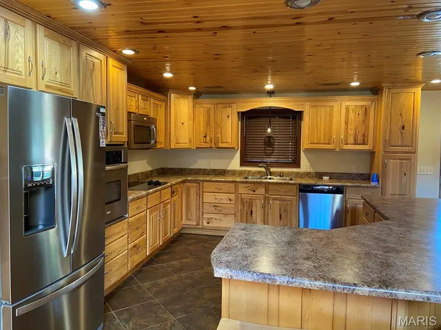 $389,900 | 5239 Highway M Poplar Bluff, Poplar Bluff, MO 63901