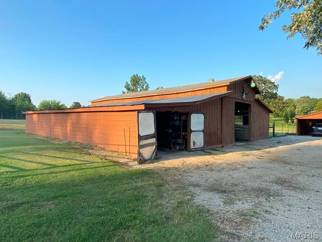 $389,900 | 5239 Highway M Poplar Bluff, Poplar Bluff, MO 63901