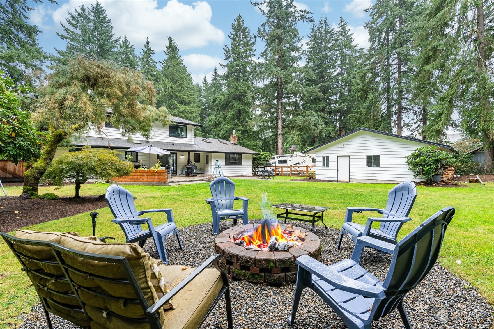18615 92nd Avenue Northeast Bothell, WA 98011 - Photo 23 of 26 Gallery Image 23