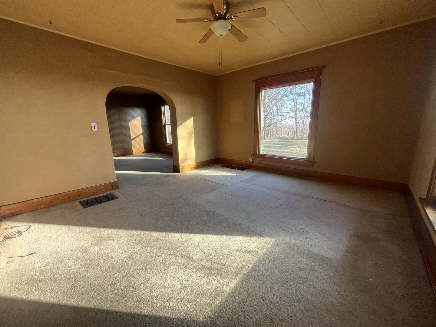 1855 Keslinger Road Malta, IL 60150 - Photo 5 of 22