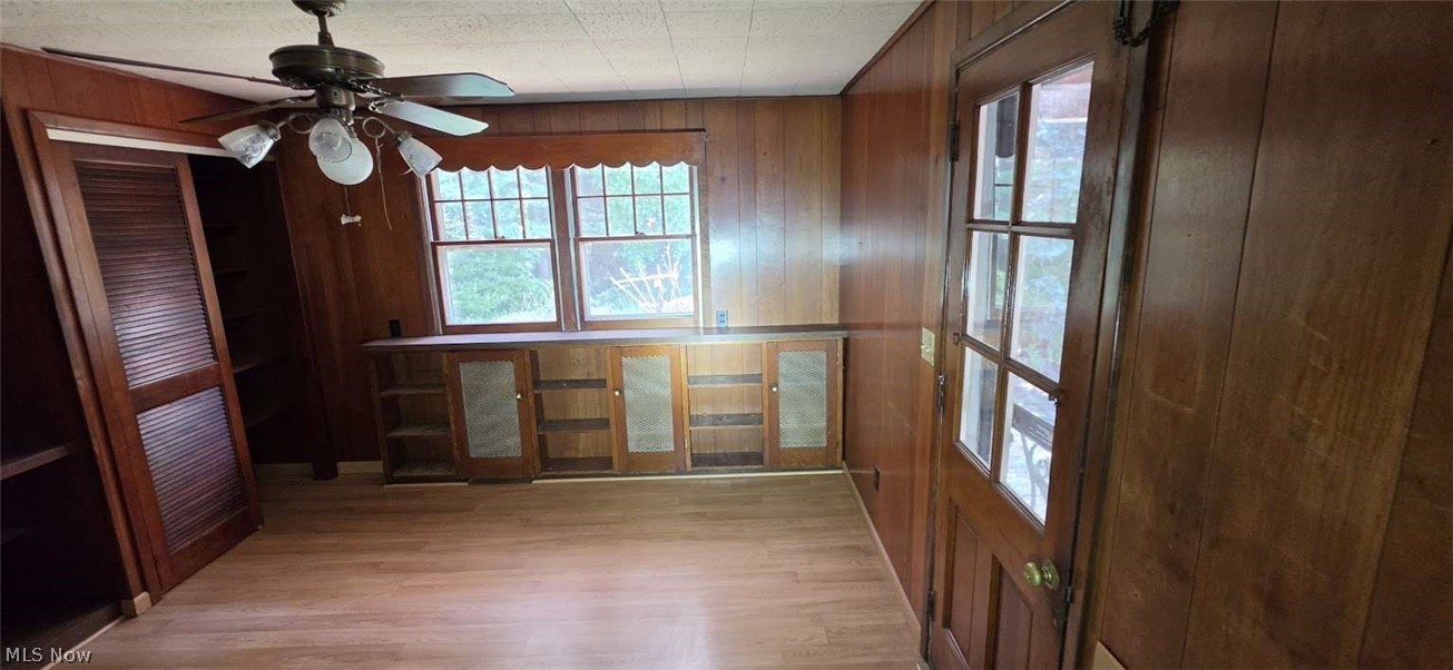 1111 Gordon Road Lyndhurst, OH 44124 - Photo 12 of 23 Gallery Image 12