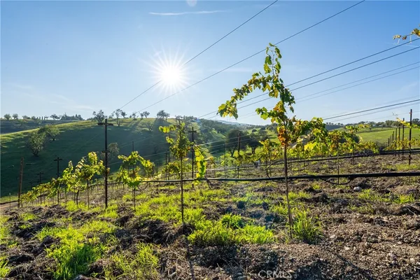 $2,150,000 | 550 Villa Lots Road, Paso Robles, CA 93446