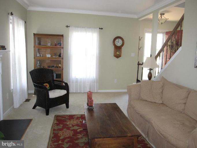 7727 Modisto Lane Springfield, VA 22153 - Photo 17 of 20 Living Room #2