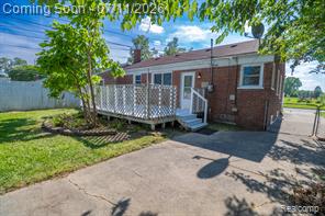 1455 Jeffrey Lane Inkster, MI 48141 - Photo 37 of 42