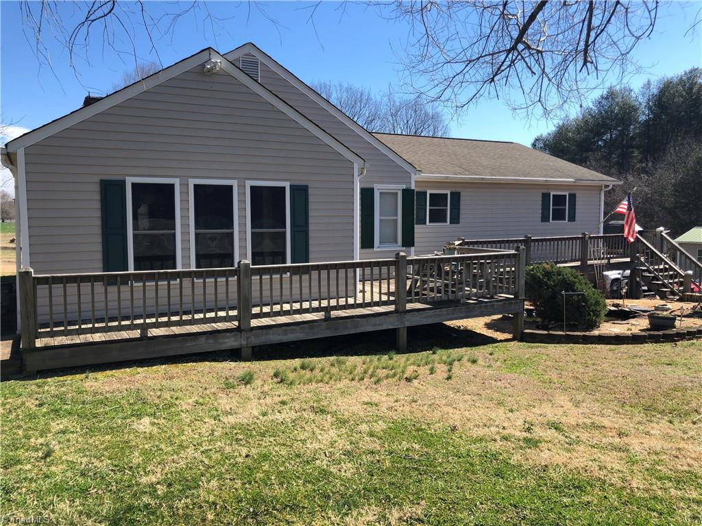313 Collins Road Dobson, NC 27017 - Photo 2 of 46 Gallery Image 2