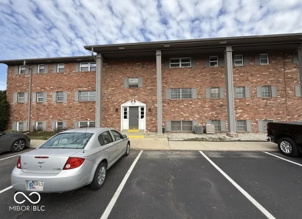 $154,748 | 3036 Lake Shore Drive, Unit A, Indianapolis, IN 46205