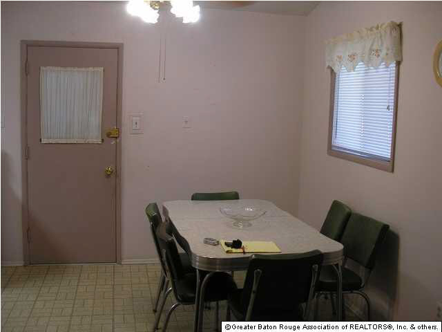2465 Sweetleaf Street Baton Rouge, LA 70816 - Photo 9 of 12 Gallery Image 9