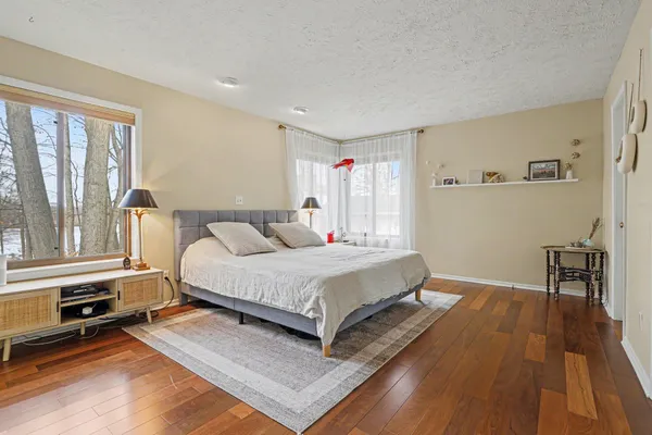 $539,900 | 337 Horseshoe Court, Plainwell, MI 49080