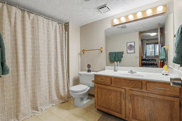 $539,900 | 337 Horseshoe Court, Plainwell, MI 49080