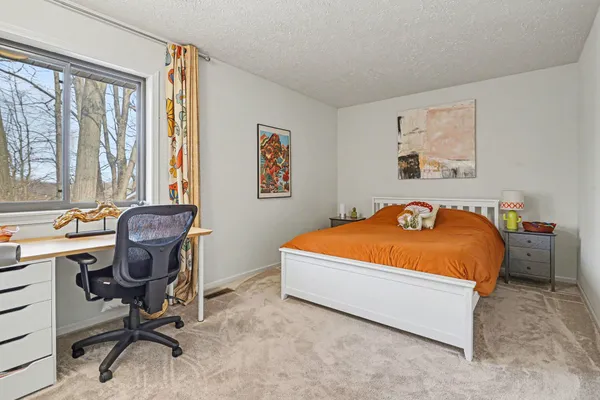 $539,900 | 337 Horseshoe Court, Plainwell, MI 49080