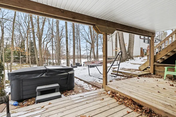 $539,900 | 337 Horseshoe Court, Plainwell, MI 49080