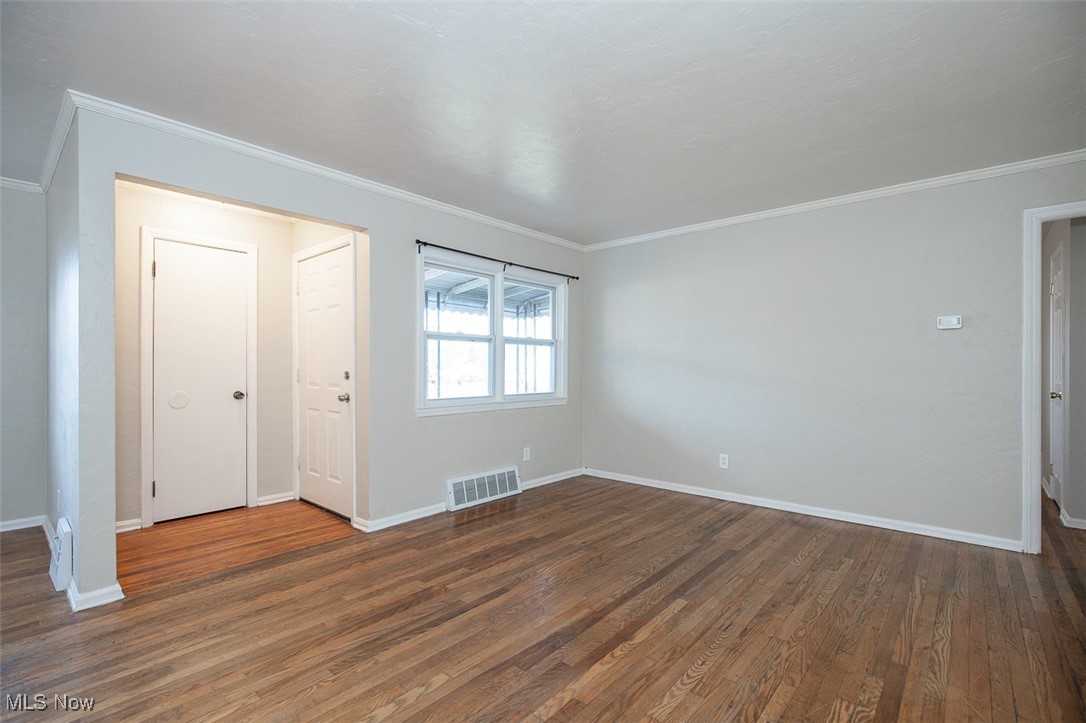 455 Metcalf Road Elyria, OH 44035 - Photo 3 of 25 Gallery Image 3