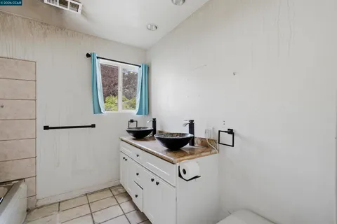 $639,000 | 3635 64th Avenue, Oakland, CA 94605