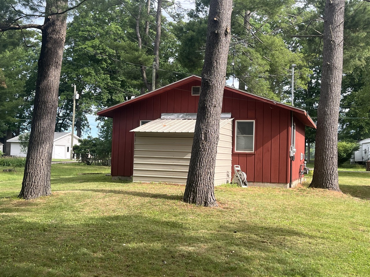 5587 West Cutler Road Lakeview, MI 48850 - Photo 13 of 19