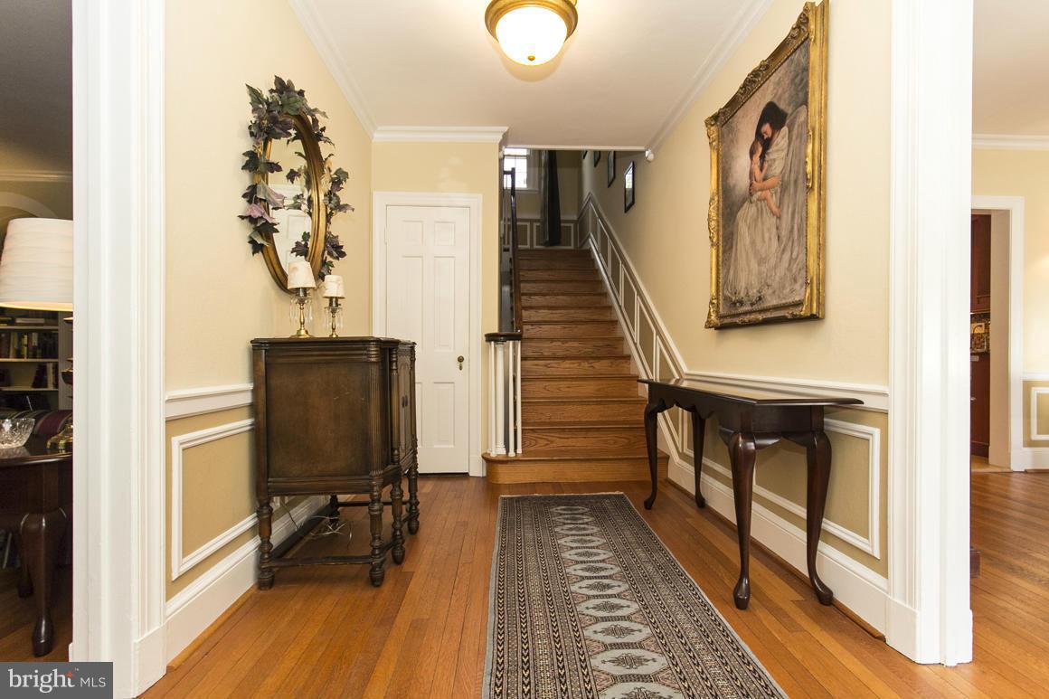 800 St Georges Road Baltimore, MD 21210 - Photo 5 of 30 Interior (General)