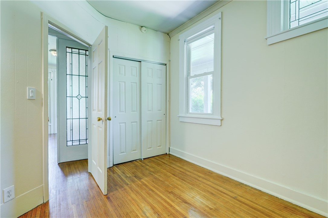 14 Vick Park B Rochester, NY 14607 - Photo 12 of 36