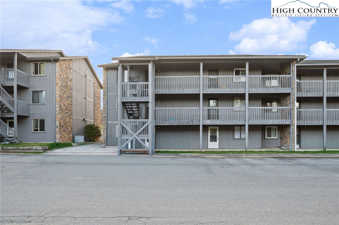 128 Zeb Street, Unit A101 Boone, NC 28607 - Photo 24 of 32
