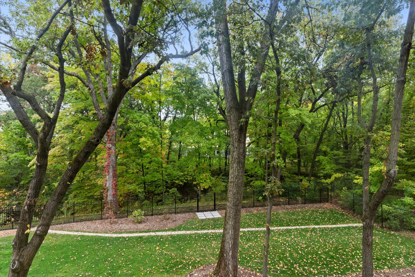 675 Rockefeller Road Lake Forest, IL 60045 - Photo 27 of 31 a view of a park