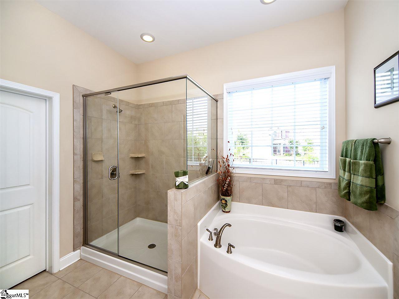 7405 Hamilton Bridge Road Charlotte, NC 28278 - Photo 14 of 29 Gallery Image 14