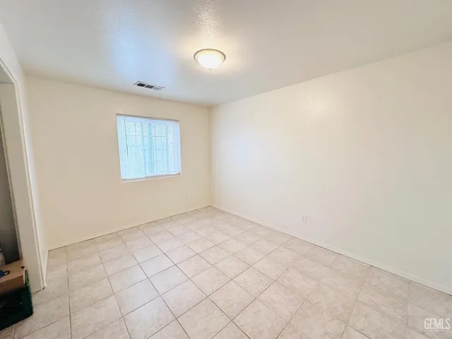 $400,000 | Undisclosed Address, Bakersfield, CA 93307