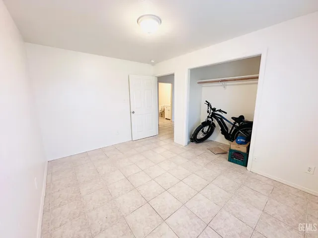 $400,000 | Undisclosed Address, Bakersfield, CA 93307