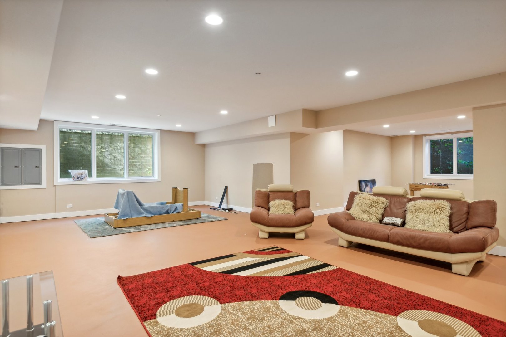 264 Linden Road Northbrook, IL 60062 - Photo 65 of 88 a living room with furniture and a large window