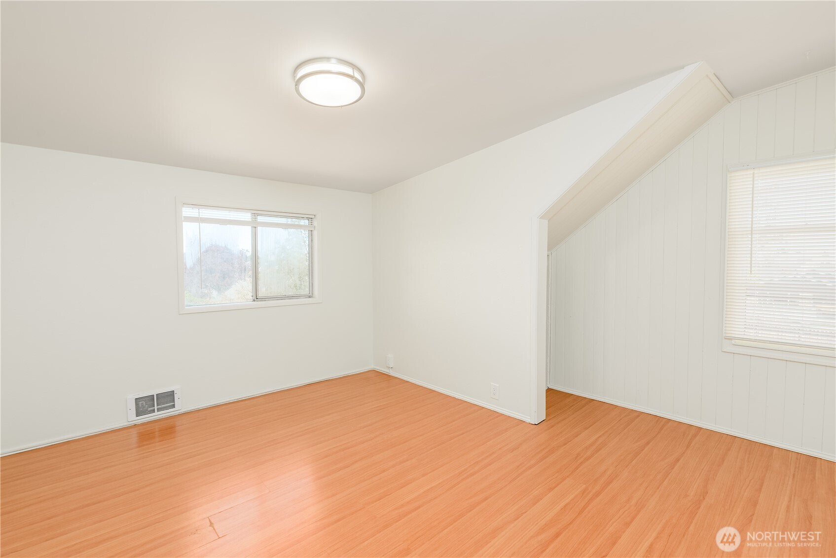 405 West Spruce Street Sequim, WA 98382 - Photo 28 of 40
