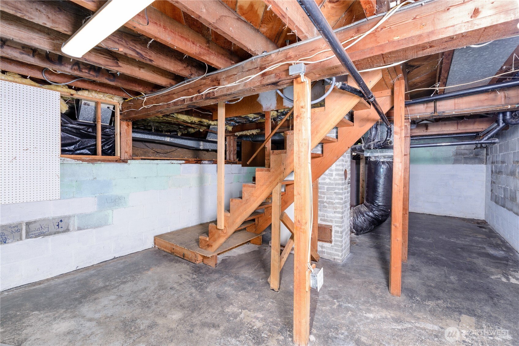 405 West Spruce Street Sequim, WA 98382 - Photo 31 of 40