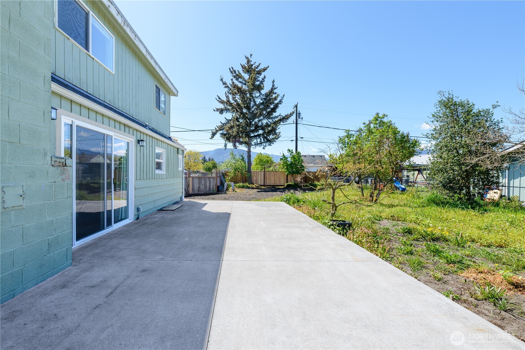 405 West Spruce Street Sequim, WA 98382 - Photo 33 of 40
