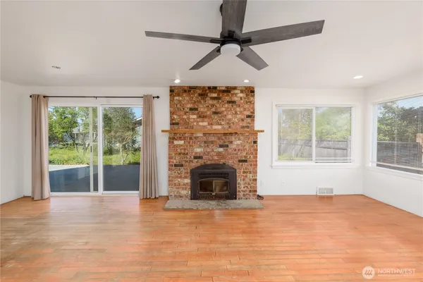 $498,000 | 405 West Spruce Street, Sequim, WA 98382