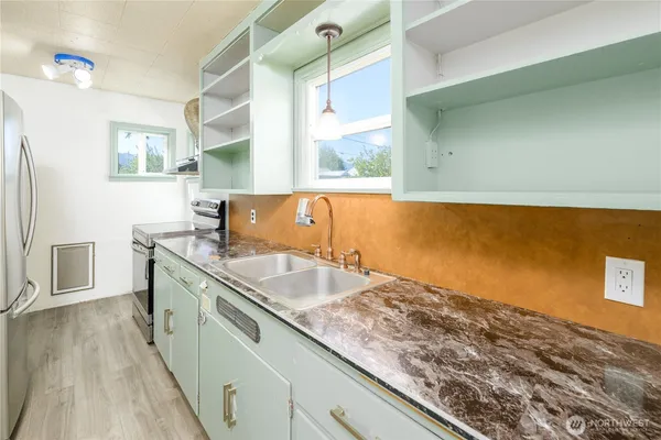 $498,000 | 405 West Spruce Street, Sequim, WA 98382