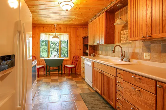 $749,000 | 49734 202nd Place, McGregor, MN 55760