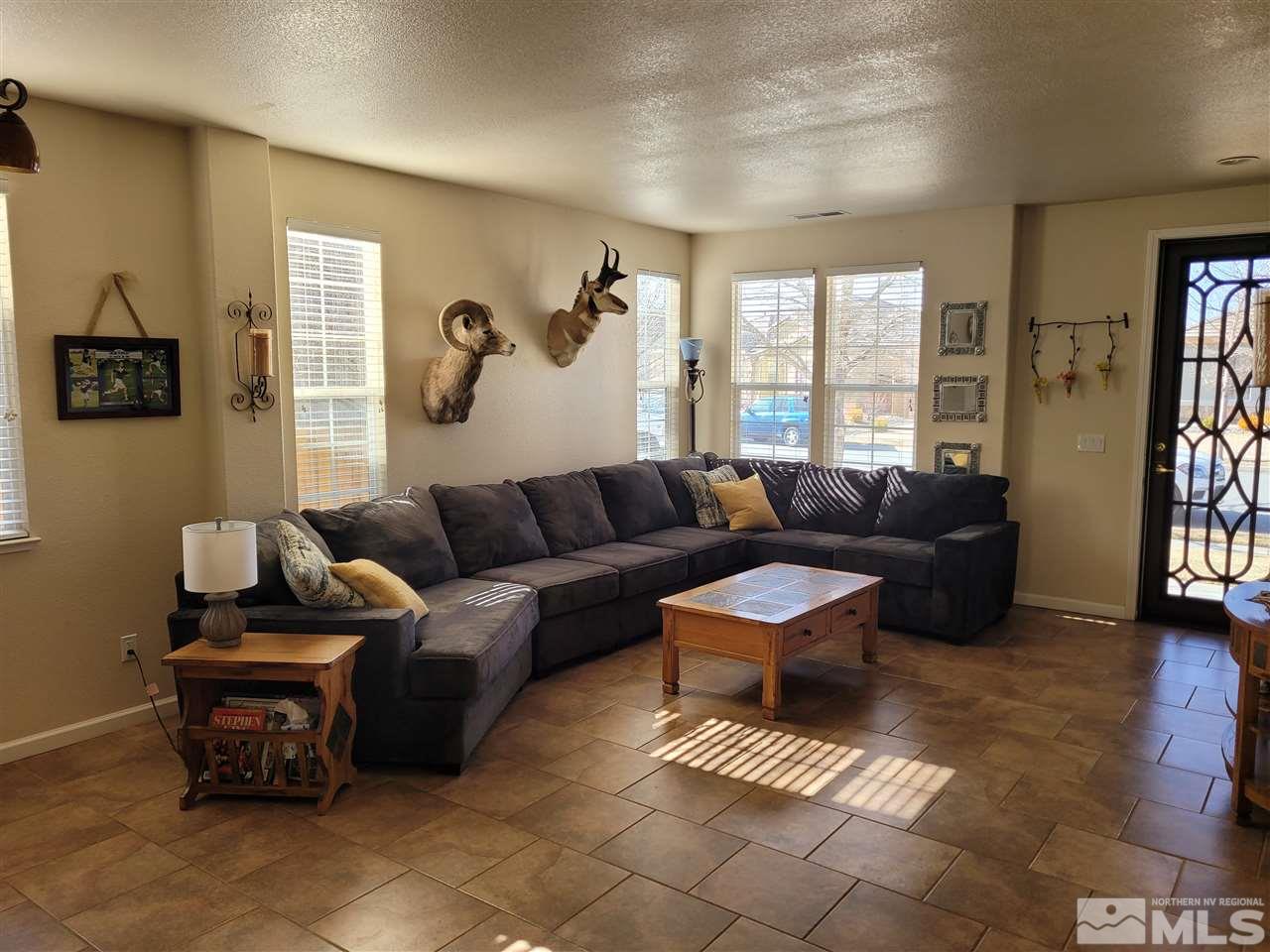 3249 Banestone Road Sparks, NV 89436 - Photo 4 of 33 Photo 4