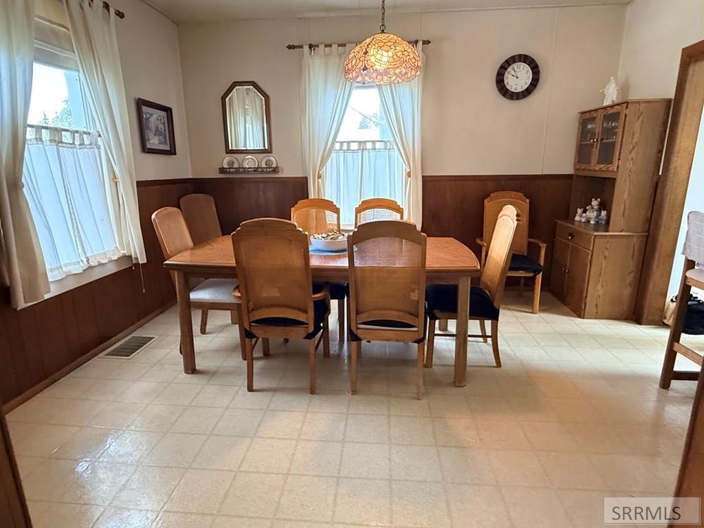 317 3rd Street Ashton, ID 83420 - Photo 6 of 52
