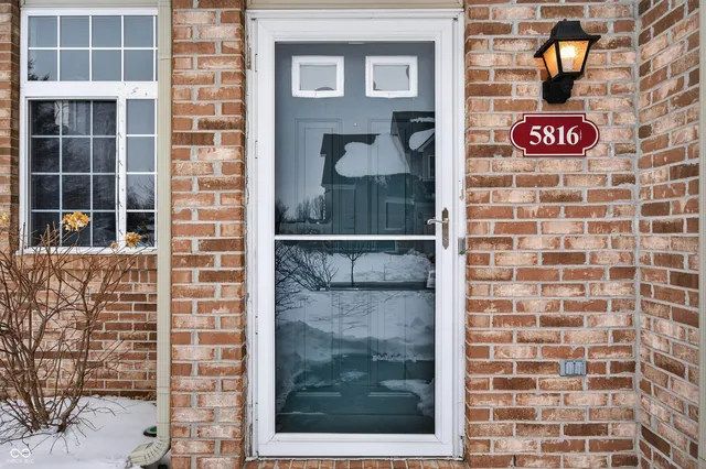 $190,000 | 5816 Beacon Cove Way, Unit 29, Indianapolis, IN 46237