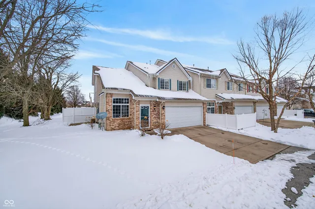 $190,000 | 5816 Beacon Cove Way, Unit 29, Indianapolis, IN 46237