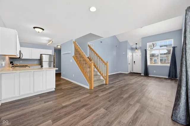 $190,000 | 5816 Beacon Cove Way, Unit 29, Indianapolis, IN 46237