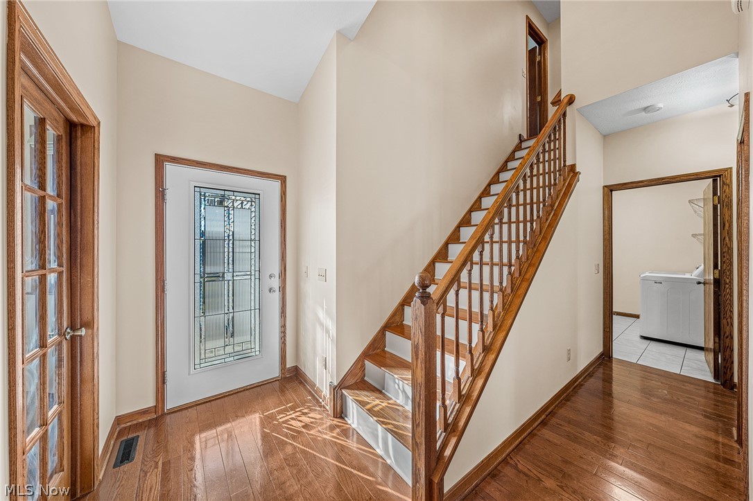 5909 Ruple Parkway Brook Park, OH 44142 - Photo 3 of 35 Gallery Image 3