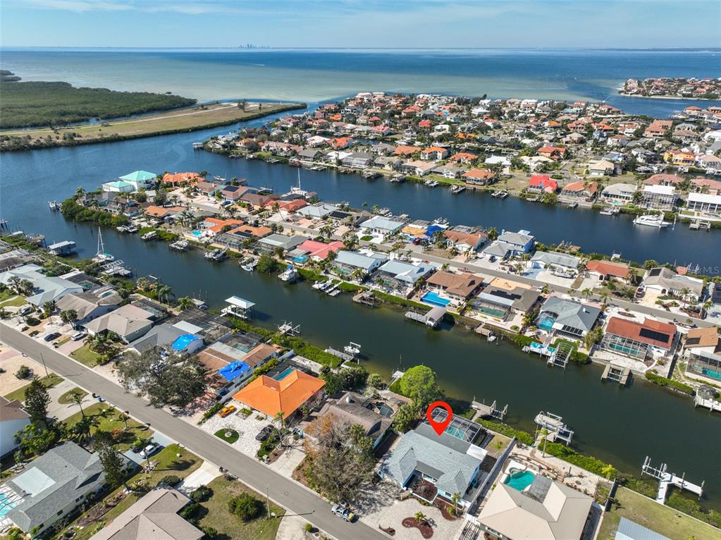 909 Birdie Way Apollo Beach, FL 33572 - Photo 3 of 40 an aerial view of a city with seating space