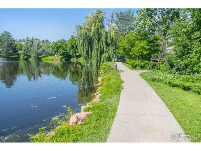 $339,000 | 860 West Moorhead Circle, Unit I, Boulder, CO 80305