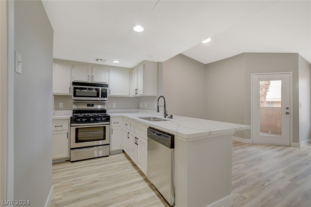 1830 North Pecos Road, Unit 256 Las Vegas, NV 89115 - Photo 8 of 41 Gallery Image 8