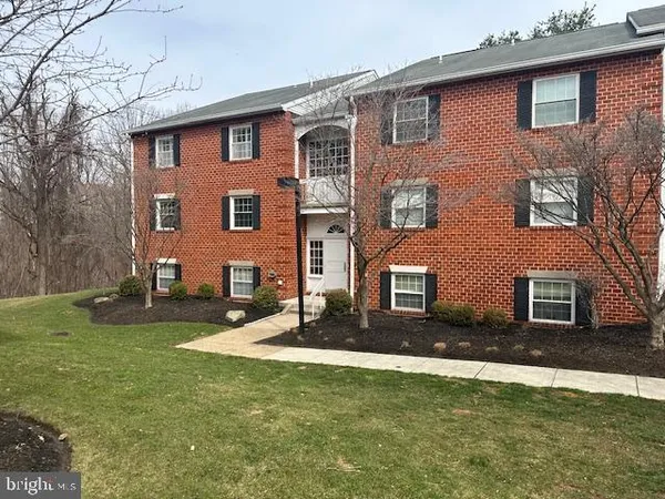 $265,000 | 6 Gurteen Court, Unit 301, Lutherville-Timonium, MD 21093