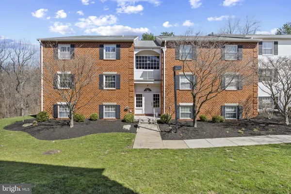 $265,000 | 6 Gurteen Court, Unit 301, Lutherville-Timonium, MD 21093