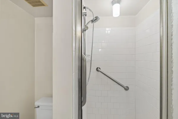 $265,000 | 6 Gurteen Court, Unit 301, Lutherville-Timonium, MD 21093