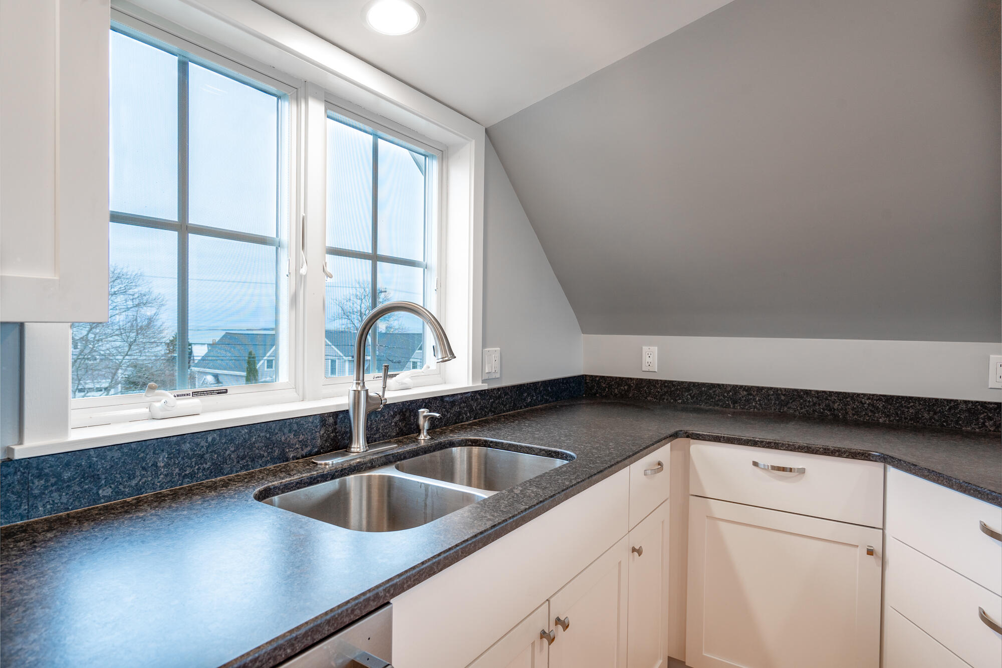 6 Merritt House Road, Unit PH1 Orrs Island, ME 04066 - Photo 11 of 26 SAL00941-Edit