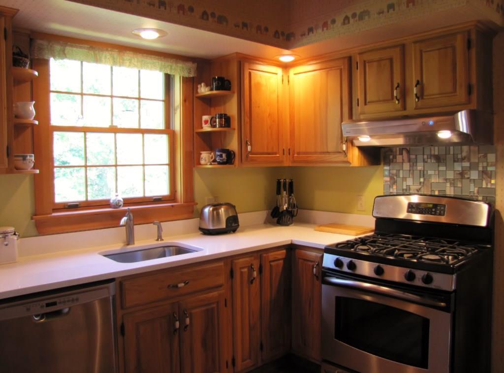 62 Edgecomb Road Belfast, ME 04915 - Photo 3 of 20 Photo