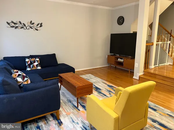 $3,000 | 20904 Sandstone Square, Sterling, VA 20165