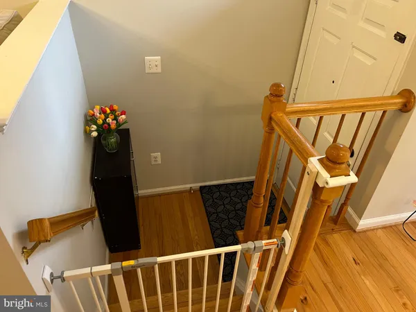 $3,000 | 20904 Sandstone Square, Sterling, VA 20165