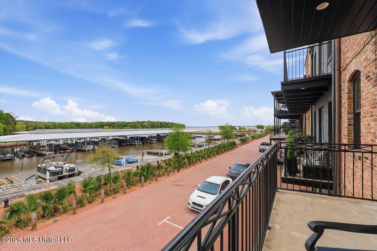 145 Republic Street, Unit 321 Madison, MS 39110 - Photo 22 of 38 22-145 Republic St unit 321 _ Home Tours