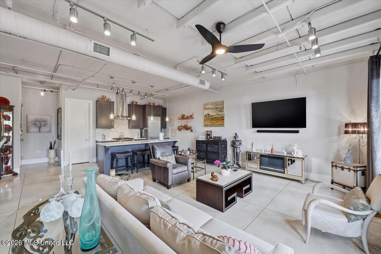 145 Republic Street, Unit 321 Madison, MS 39110 - Photo 5 of 38 05-145 Republic St unit 321 _ Home Tours